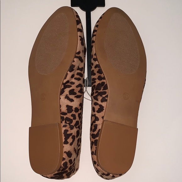 Torrid LEOPARD PRINT ALMOND TOE FLAT (WIDE WIDTH) size 10 - Picture 4 of 4